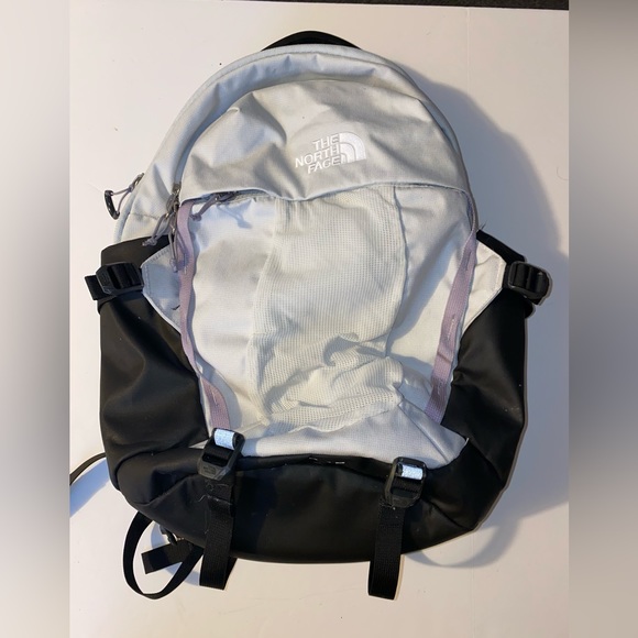 The North Face Handbags - The North Face recon backpack